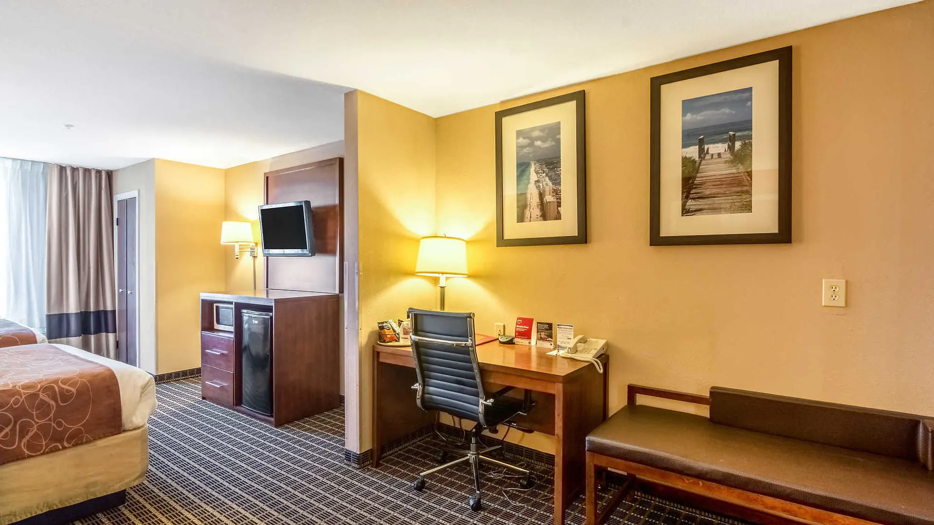 Comfort Suites Panama Stadt Hotel