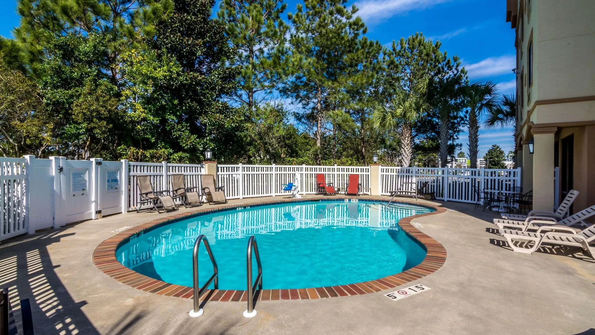 Comfort Suites Panama City Beach 3*,  United States
