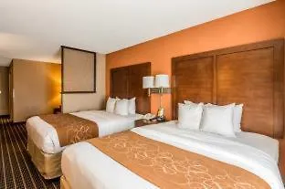Comfort Suites Panama City Beach 3*,