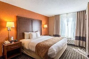 *** Hotel Comfort Suites Panama City Beach United States